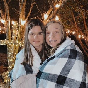 Meet your Posher, Karlee